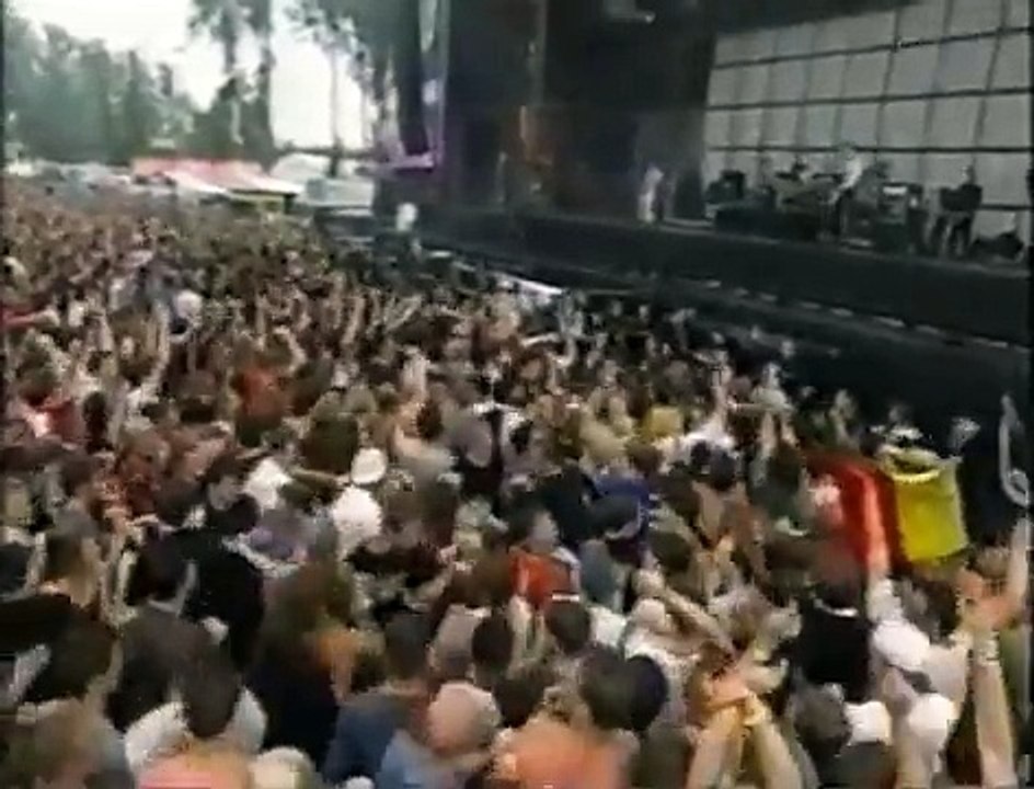Placebo - Slave to the Wage (Live @ Werchter 2001)