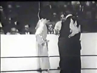 Antonio Rocca vs Don Leo Jonathan