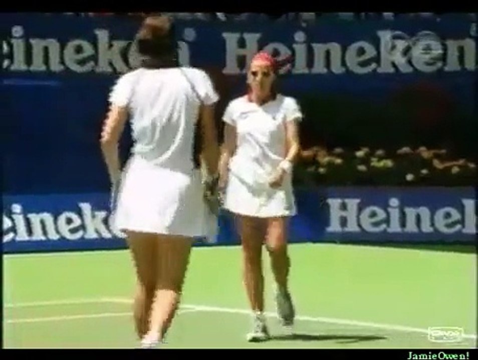 Hingis/Lucic vs Davenport/Zvereva 1998 AO Highlights