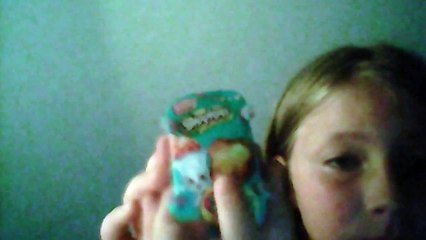 Opening Shopkins blind baskets!!