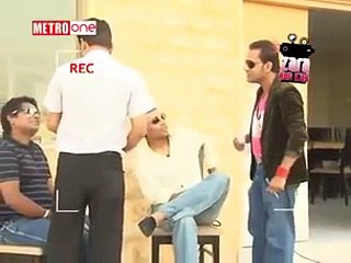 See How Danish Kaneria is Beating a Man in a Live Interview