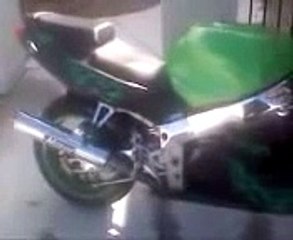 93 Kawasaki Ninja ZXR 750