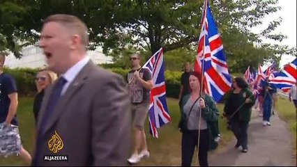 UK protesters clash over Eurotunnel migrant crisis
