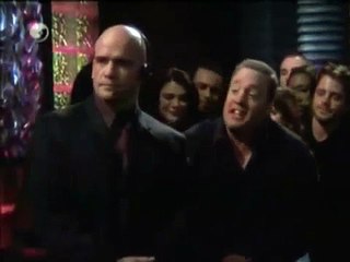 King of Queens  - Türsteher "Nicht anfassen" Bas Rutten u. Kevin James aus "Das Schwergewicht"