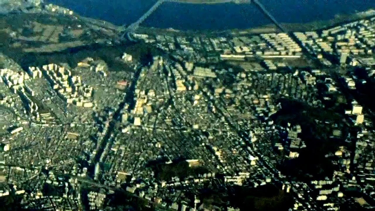 ovni ou prototype militaire avec moteur antigravité qui existe depuis longtemps.mp4