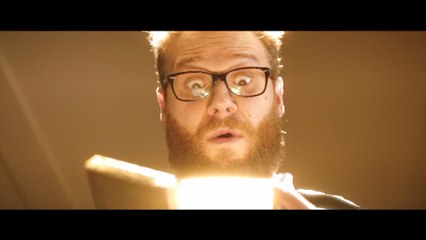 Seth Rogen, Miley Cyrus In 'The Night Before' First Trailer