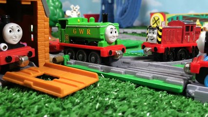 Thomas and Friends Toy Trains, Disney Cars Lightning McQueen in Egg Surprise