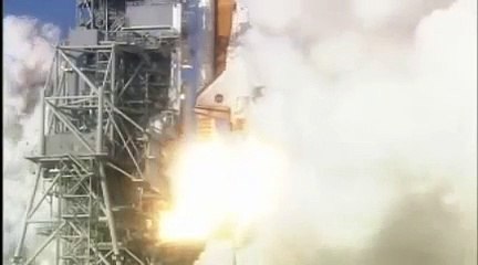 Extreme Close-up Of Space Shuttle Launch -- VERY LOUD!!