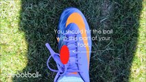 Knuckleball Tutorial - How to Shoot a Knuckling Free Kick