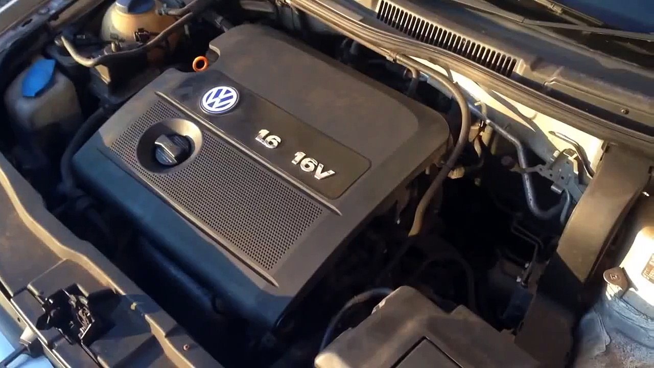 VW Golf MK4 1.6 16v - how to do a coolant change video
