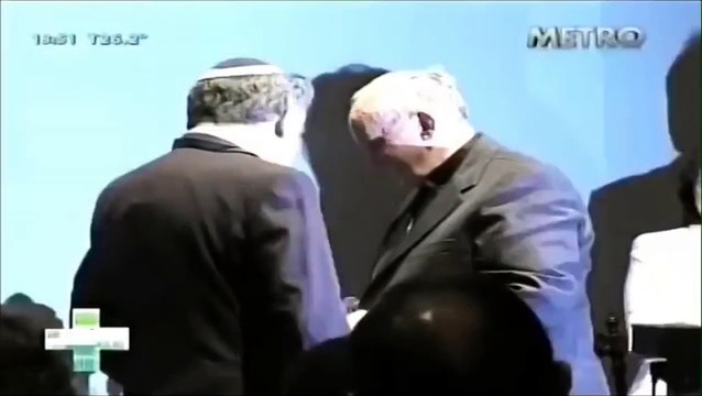 FALSO papa Francisco Bergoglio NIEGA A CRISTO!!.Masoneria!