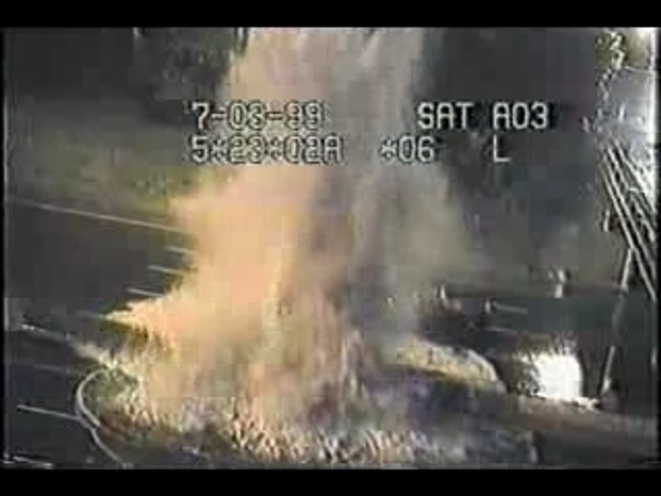 Geyser bouche d'egout