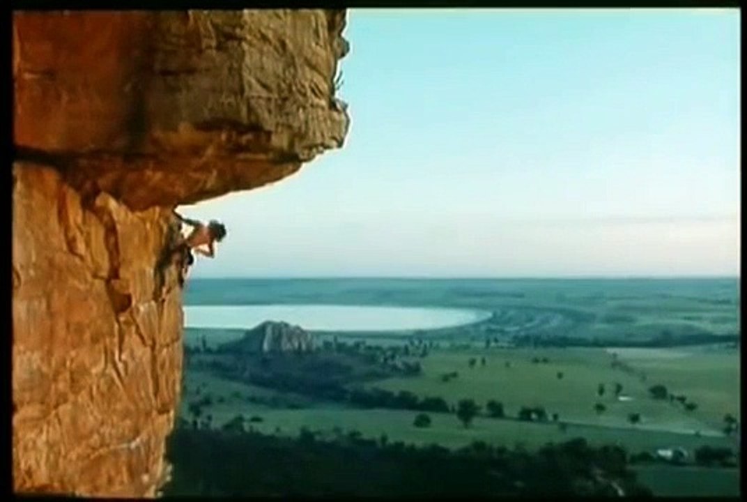 Grido Di Pietra   Werner Herzog Vittorio Mezzogiorno, Donald Sutherland, Mathilda May, Stepen Glowacz   1991