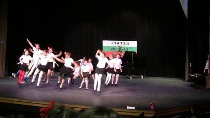 'Hopa Trop' Children's Ensemble  - "Hopa Happy Dance"