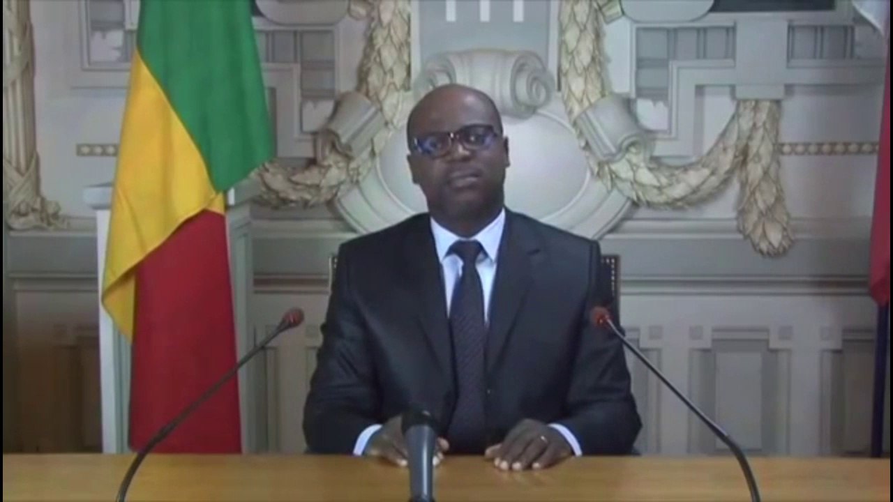 Restaurer la Constitution de 1992