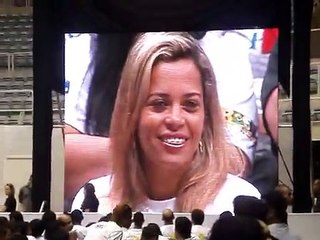 Sérgio Cabral é vaiado no Maracanãzinho