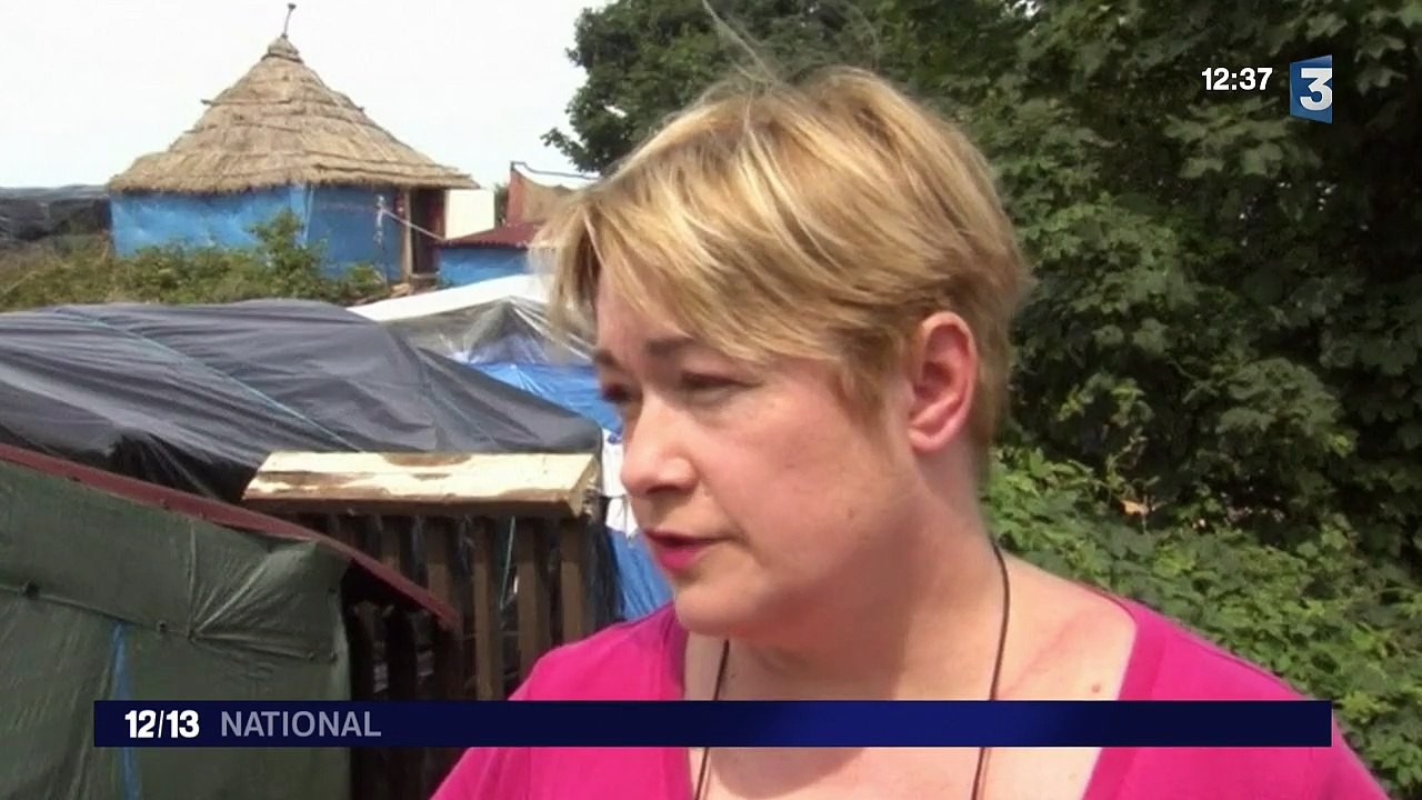 À Calais, une école pour apprendre le français aux migrants
