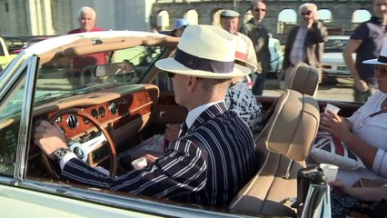 Plus de 700 véhicules de collection ont défilé dans Paris