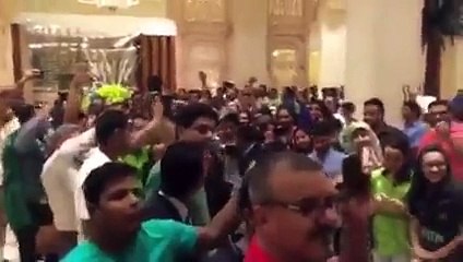 Exclusive Footage of Pakistan Team's welcome at their Hotel in Sri Lanka- Watch the Reception Anwar Ali got