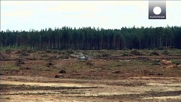 Россия: Авиадартс-2015 остановили после крушения вертолета