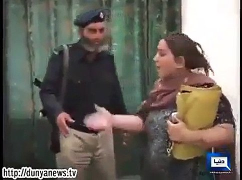 This Only Happens in Pakistan, Really Really Shameful Incident