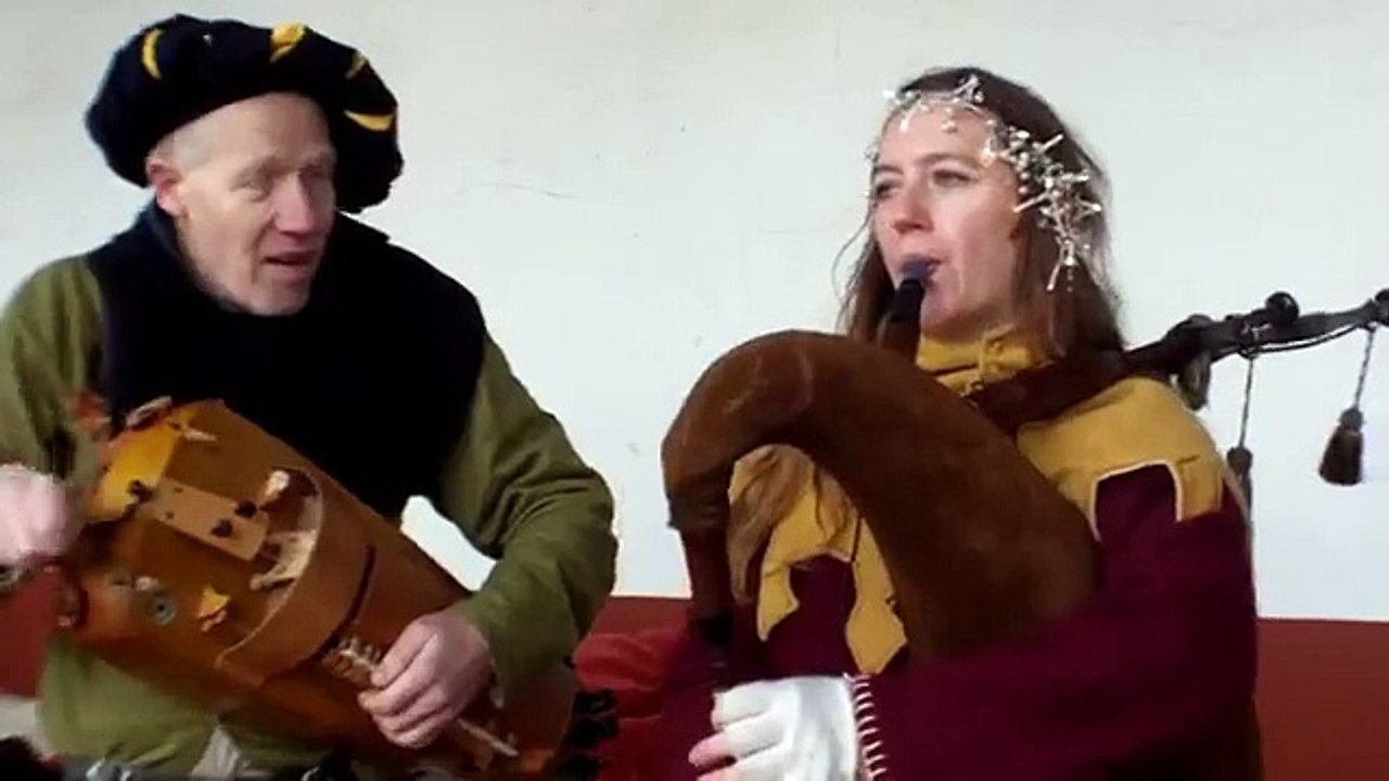 Kalenda Maya - Midwinter Fair 2013 - Tweedledum & Tweedledee