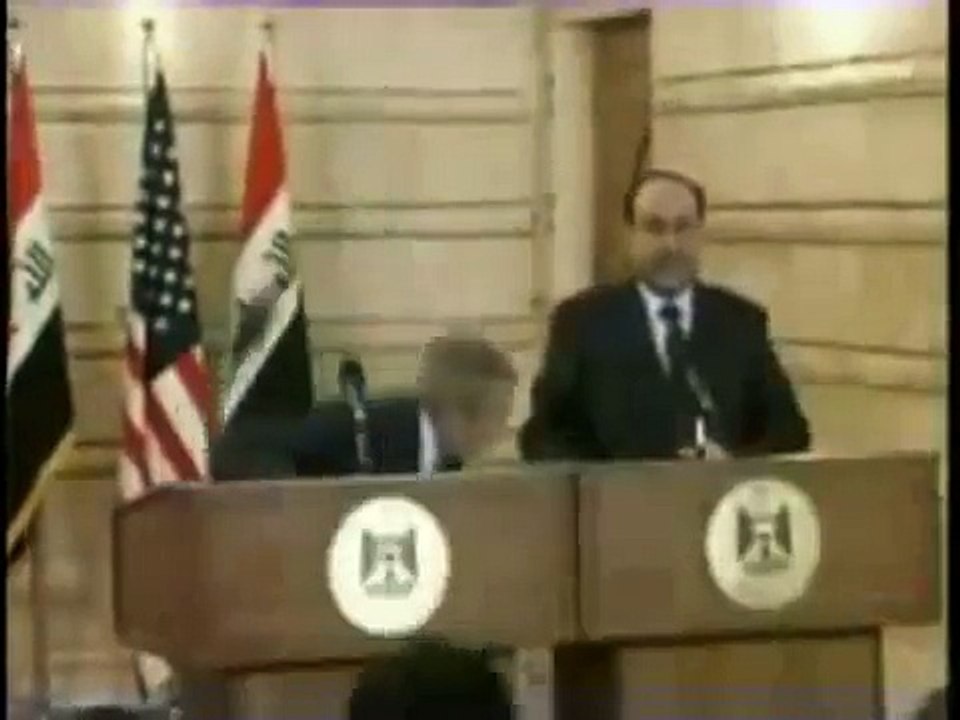President Bush Get Shoes Thrown At Him In Baghdad By Journalist + New Bush Shoe Flash Game Links