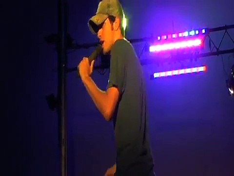 Kavan Hashemian sings 'If You Talk In Your Sleep' at Elvis Week