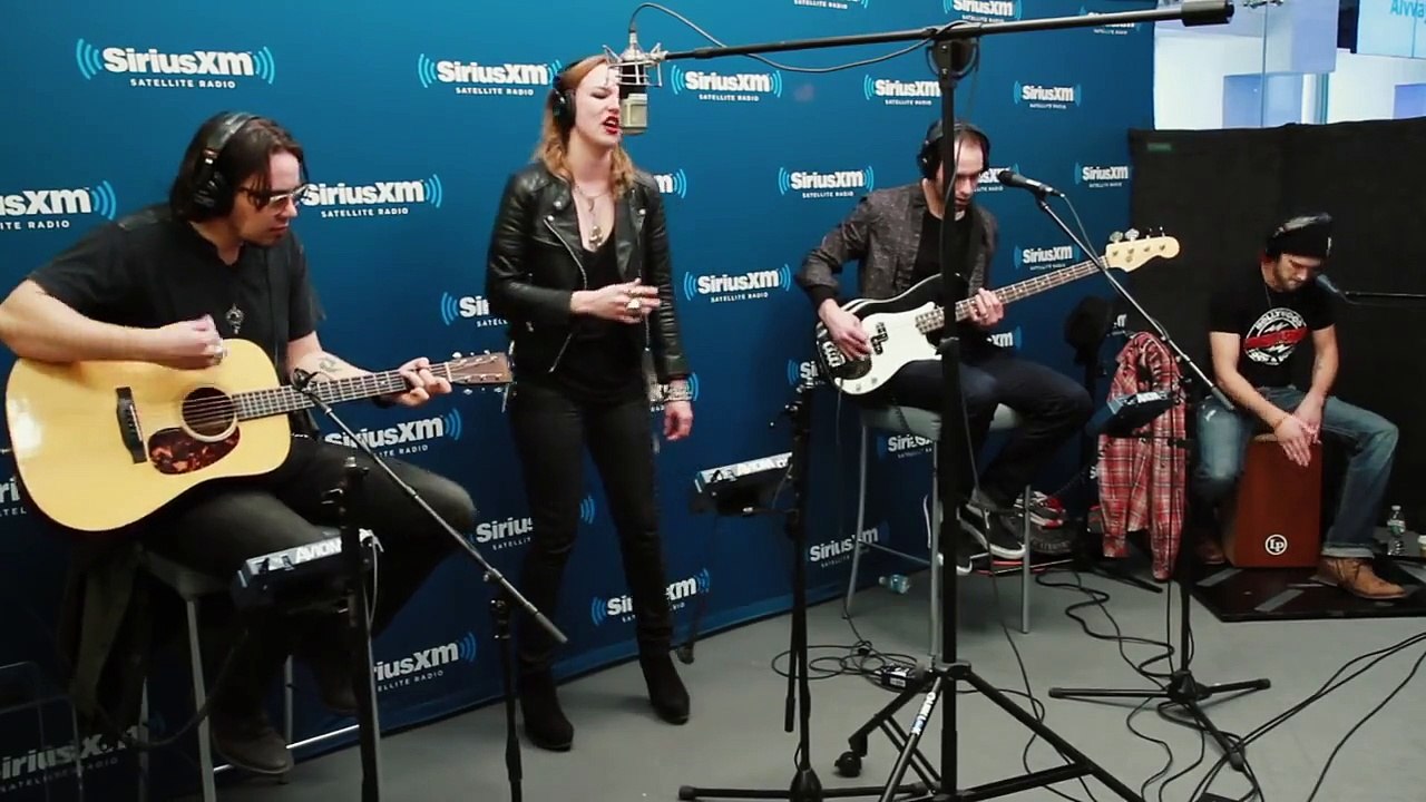 Halestorm "Amen" Live @ SiriusXM // Octane