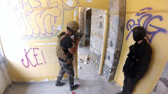 GTIA AIRSOFT : J'l'ai prise dans l'oeil