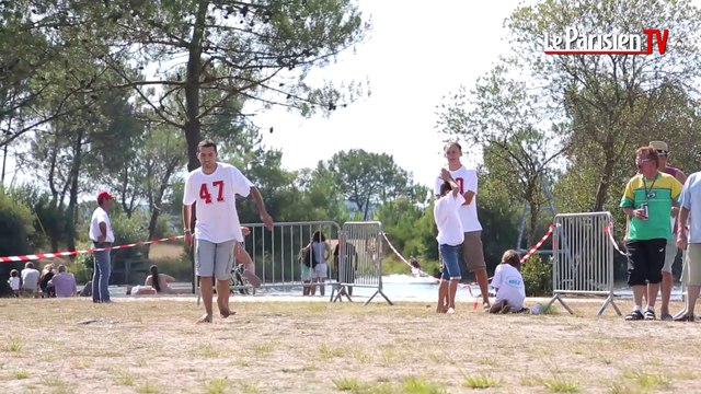 Ils sont champions du monde...du lancer de tong !