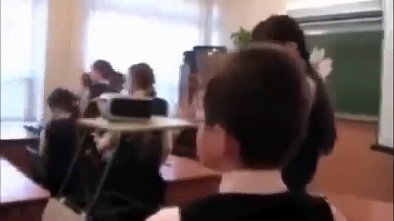 2013.02.15-隕石撞地球，俄羅斯市區直擊畫面，瞬間強光巨響如電影畫面！