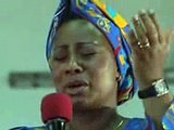Prière d'ouverture des 3 jours de jeûne et prière par la première dame de la RDC.wmv