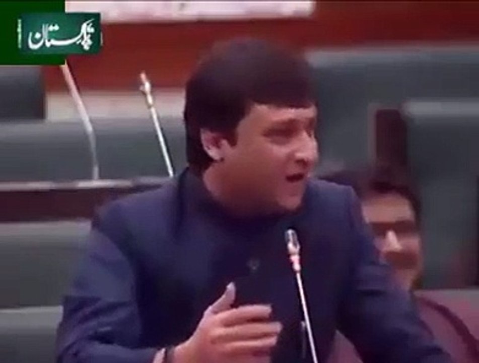 How does the govt please the public/ Great speech