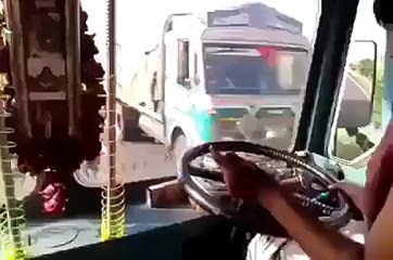 Amazing Driver--Must Watch-Entertainment & Fun Videos