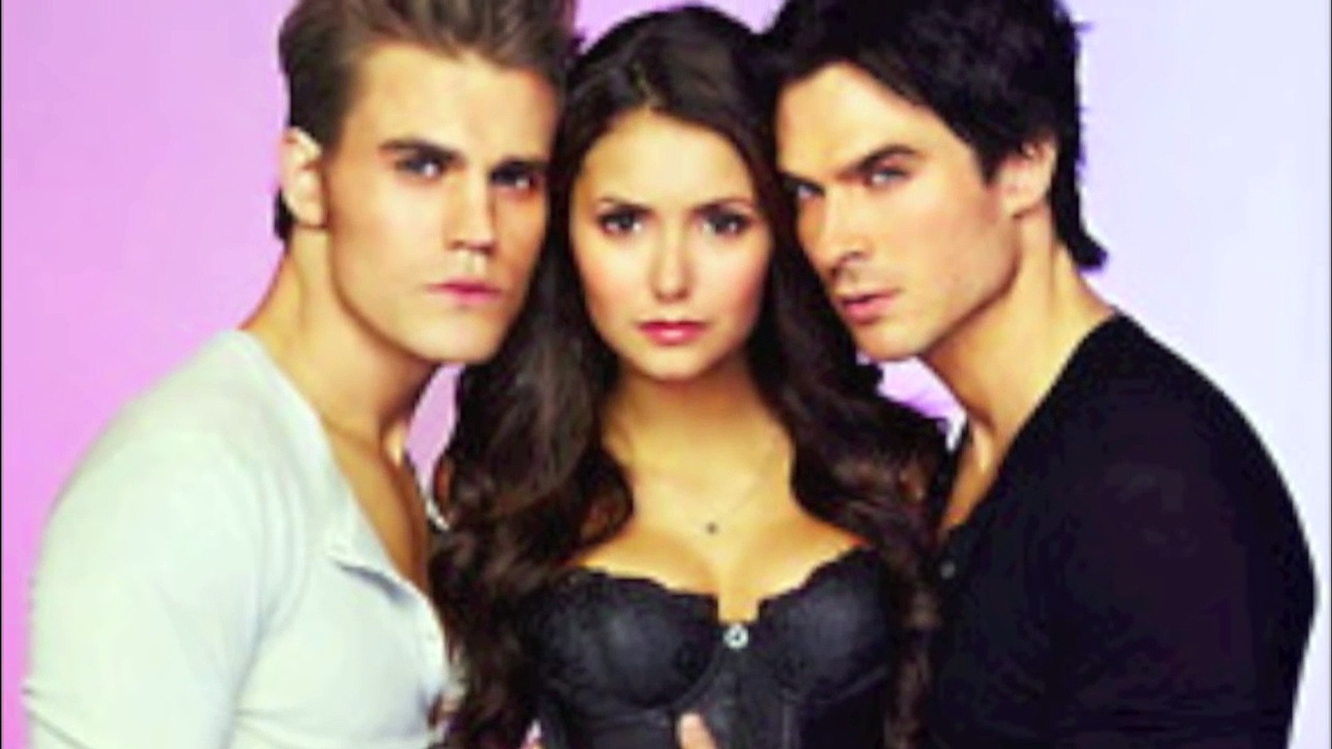 Damon & Elena First Kiss - The Vampire Diaries 3:19.mov VO.STFR