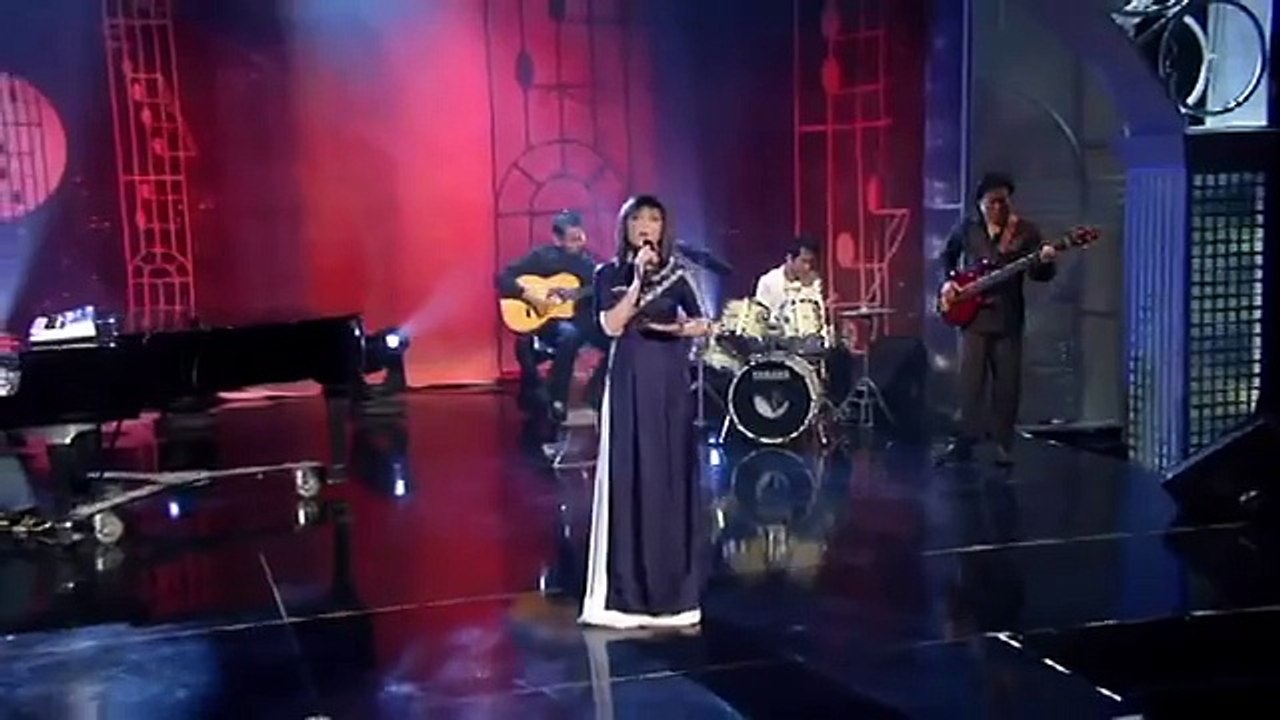 NHƯ KHÓI MÂY BAY - Nhạc Nguyễn Canh Tân - Như Quỳnh trình bày