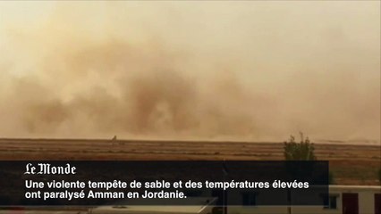 Скачать видео: Une tempête de sable paralyse la Jordanie