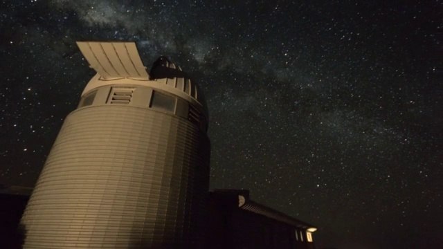 Time-lapse vu du ciel de nuit de La Silla - Observatoir La Silla - Chili