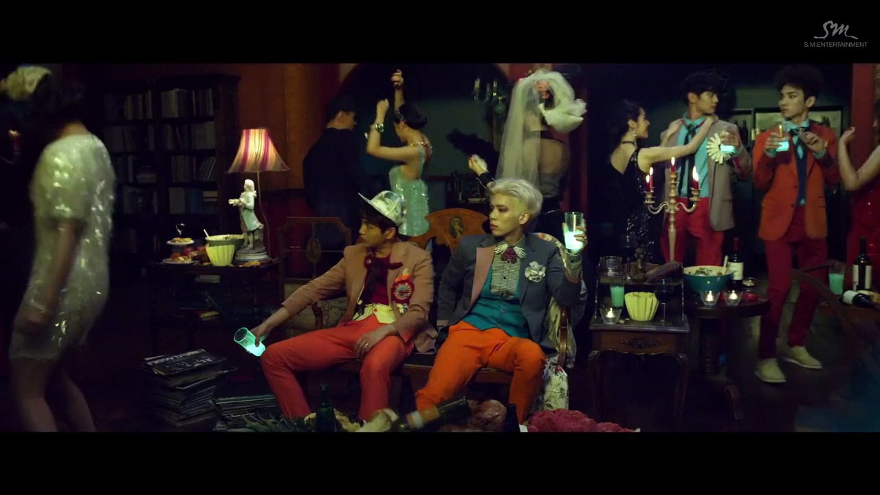 SHINee (샤이니) - Married To The Music