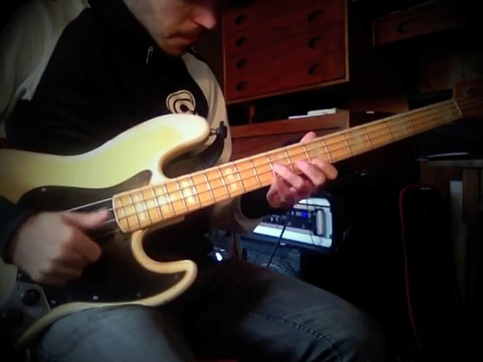 SLAP BASS SECRETS #6 of 8 [By Miki Santamaria] - Open Hammer Pluck
