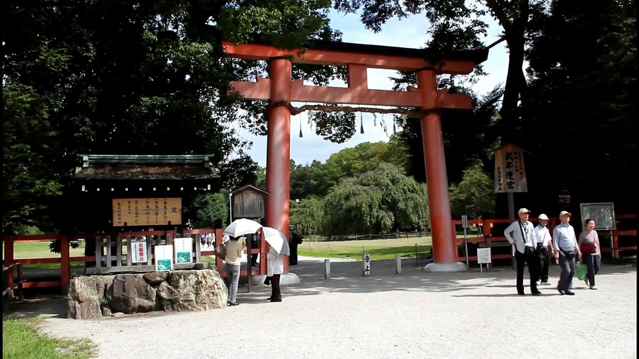 Karasu-zumo in Kamigamo Shrine, Kyoto
