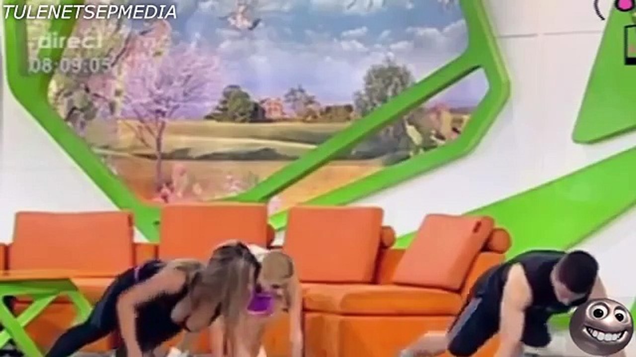 HOT GIRL FAILS COMPILATION //  SPORTS GIRLS FAIL