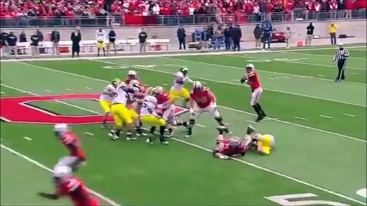 American Football Vs Rugby | Hits |