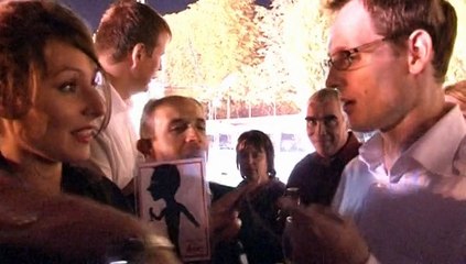 Faites découper votre profil par un silhouettiste professionnel