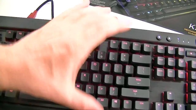 [Cowcot TV] Présentation clavier Corsair K70 RGB