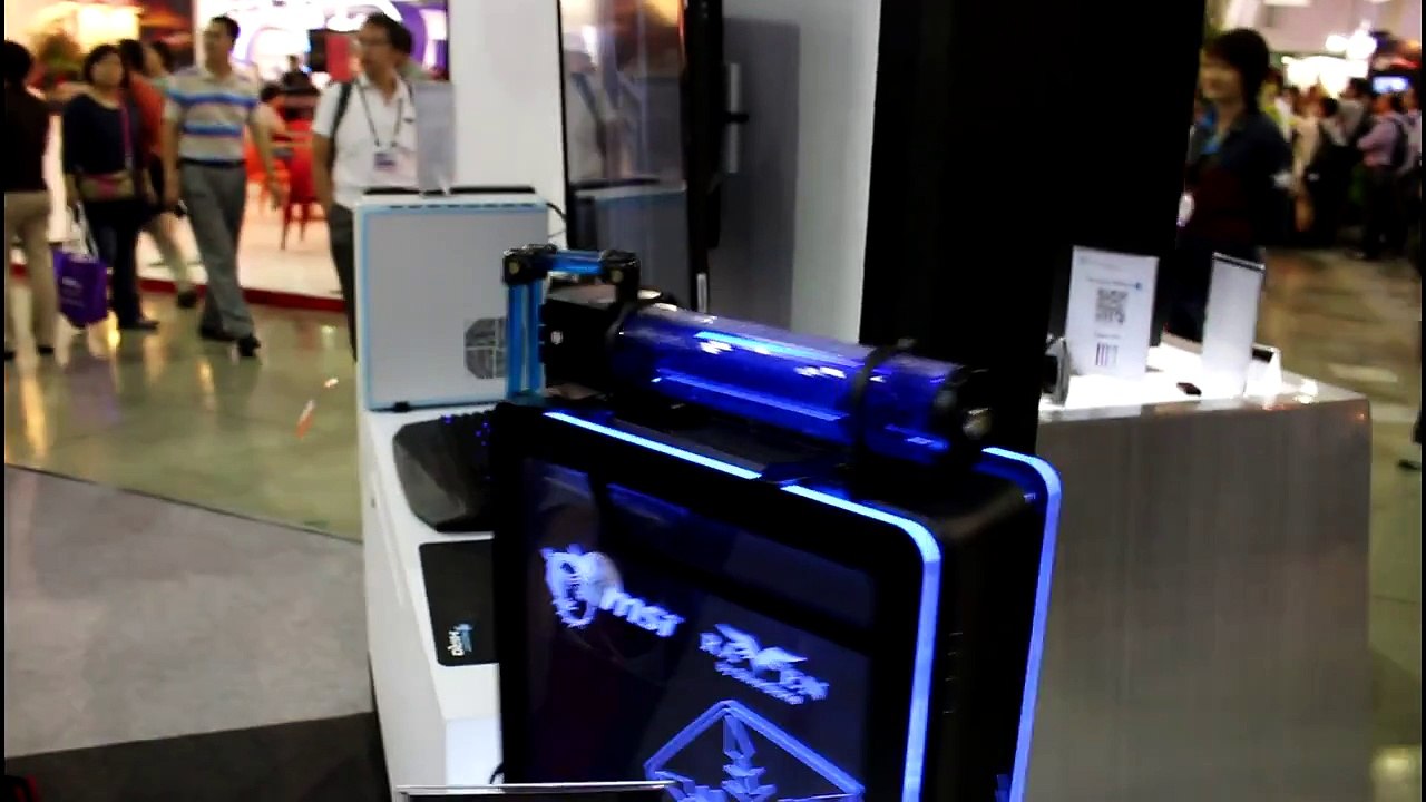 [Cowcot TV] Computex 2014 : SilverStone