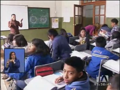 Profesores deberán registrar horas fuera de la institución educativa