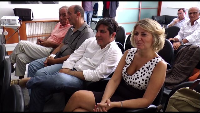 Napoli - Il circolo Ilva di Bagnoli riparte dal canottaggio (31.07.15)