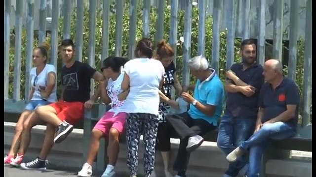 Napoli - Davide Bifolco, chiesti tre anni per il carabiniere: caos in aula (23.07.15)